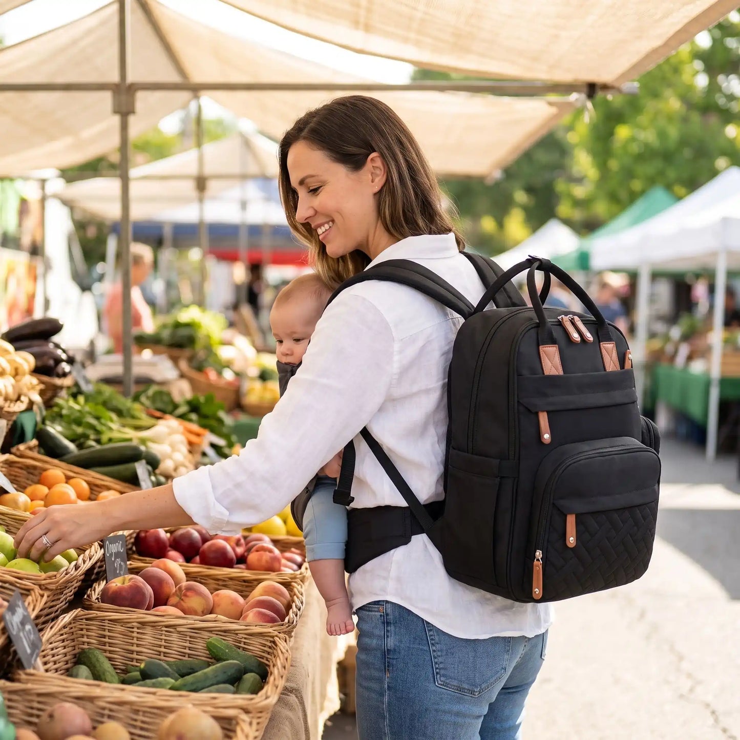 Sac à langer maman au marche avec bebe