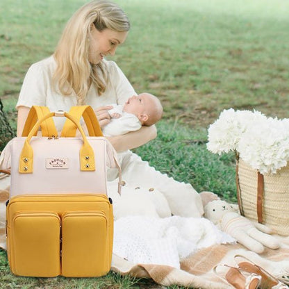 sac à langer maman avec bebe au pique nique
